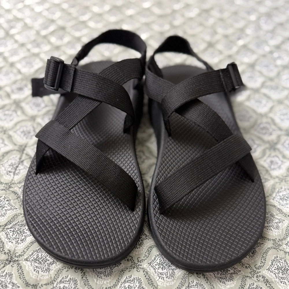 Chaco Men's Z/Cloud Adjustable Strap Cushioned Black Adventure Sandals Size‎ 11